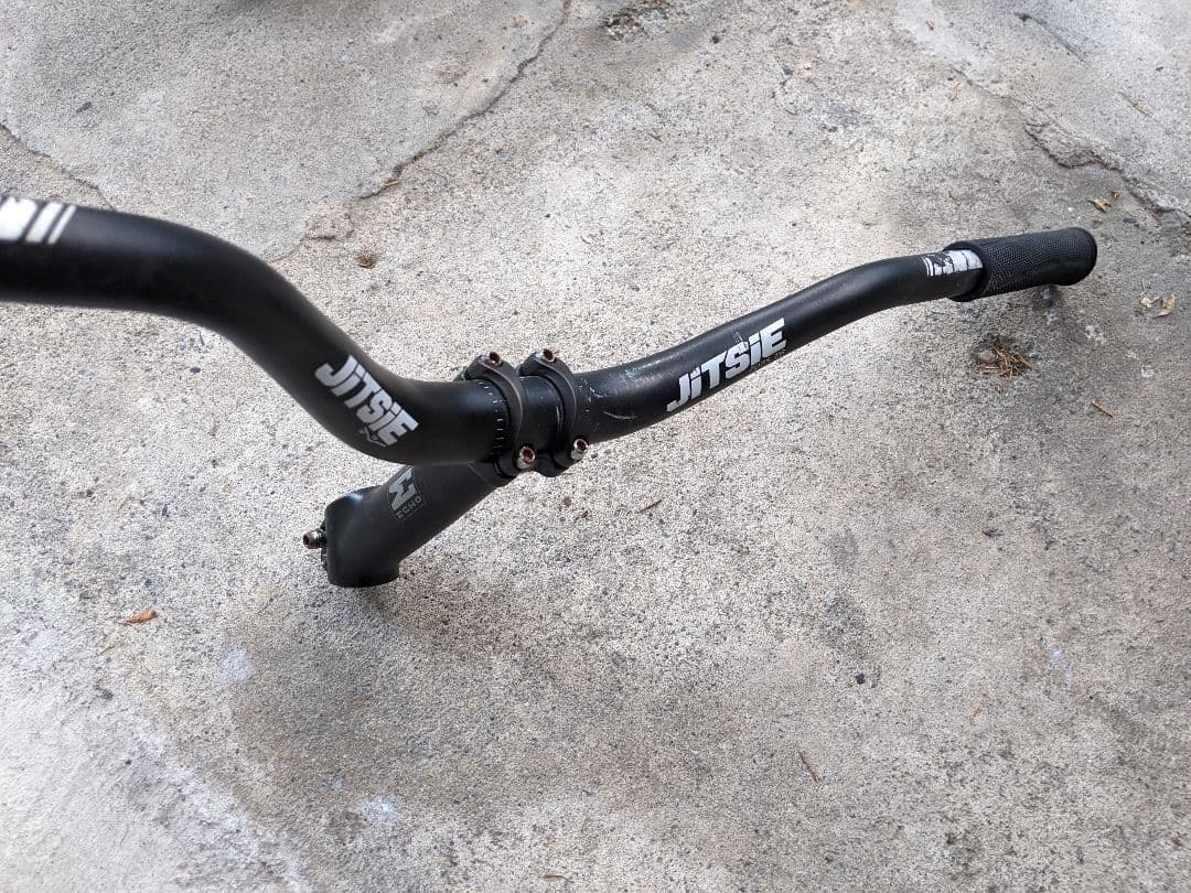 トライアル Echo ステム + jitsie ハンドルバー