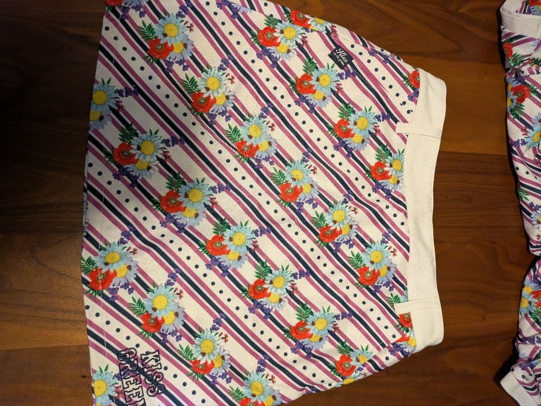 KISS ON THE GREEN 花柄ポロシャツ　セットアップ