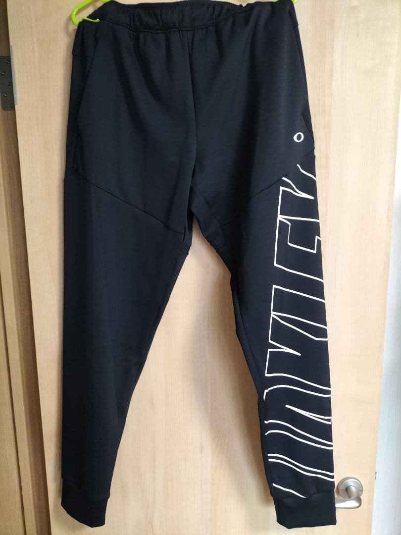 オークリー　トレーニングウエア上下