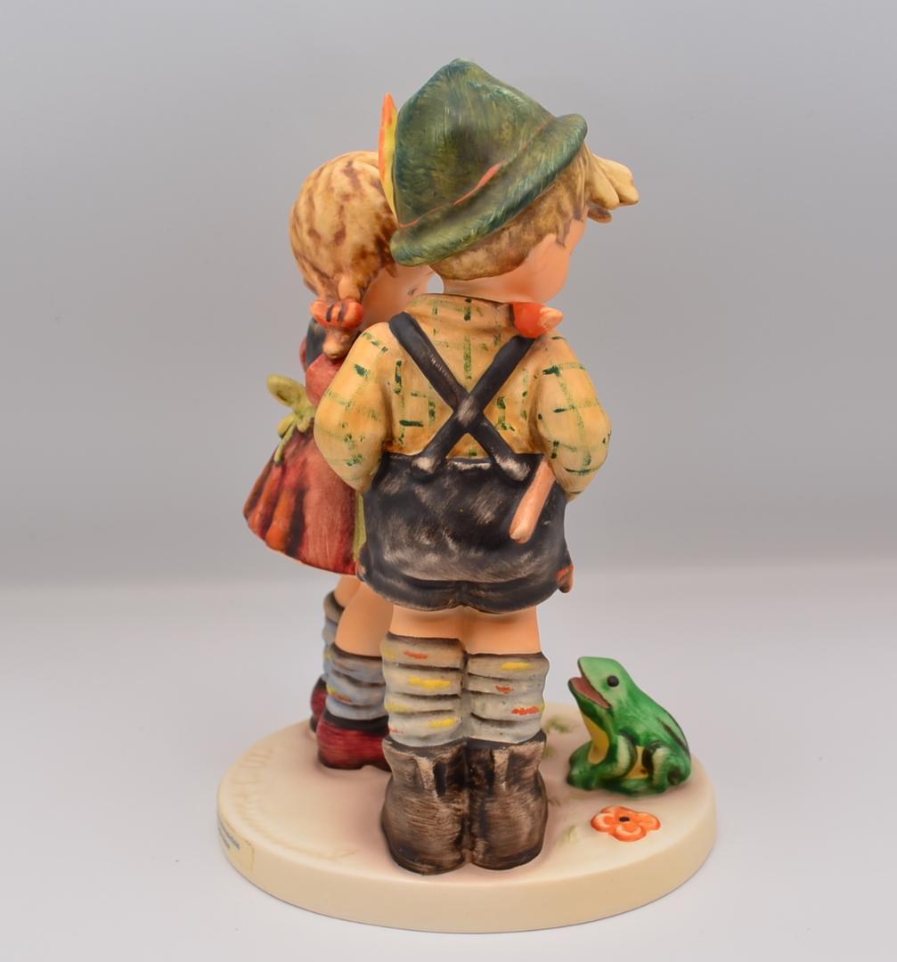 臆病な妹　＃394　No.3　★フンメル人形　ドイツ・ゲーベル　ヴィンテージ