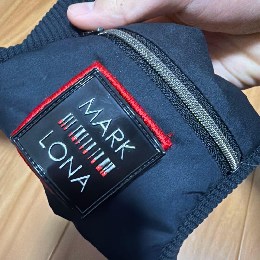 MARK & LONA ブラックバイザー