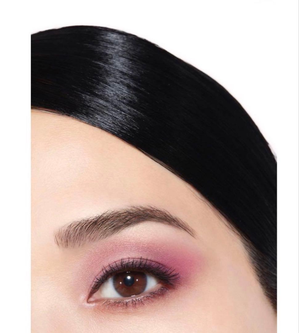 新品　シャネル　ルージュ ヌワール コンフィダンス アイ＆チークカラー パレット