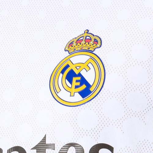 未使用 オーセンティック レアル・マドリード 25-26 ユニフォーム M