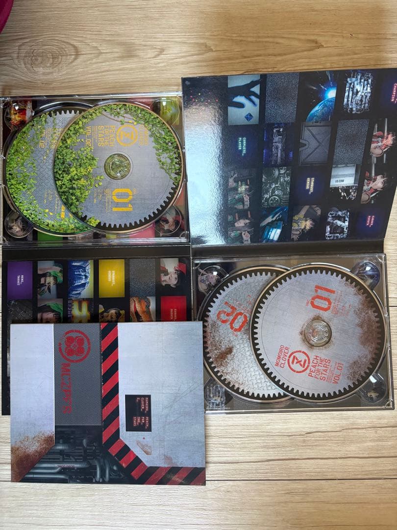 【値下げ中！】ももいろクローバーZ DVDBlu-ray CD グッズまとめ売り