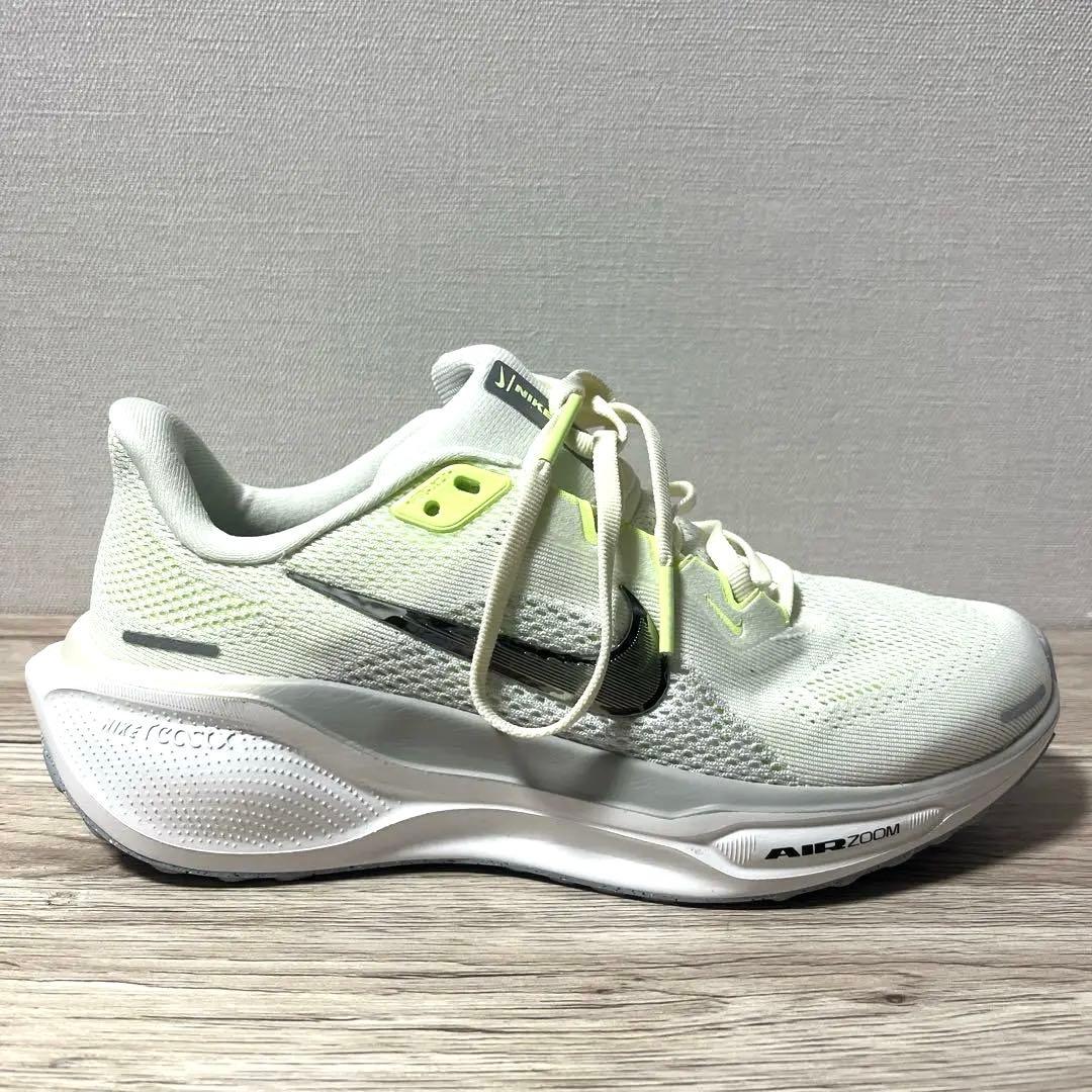 新品タグ付NIKE ランニングシューズ　エアズーム　ペガサス41 24.0
