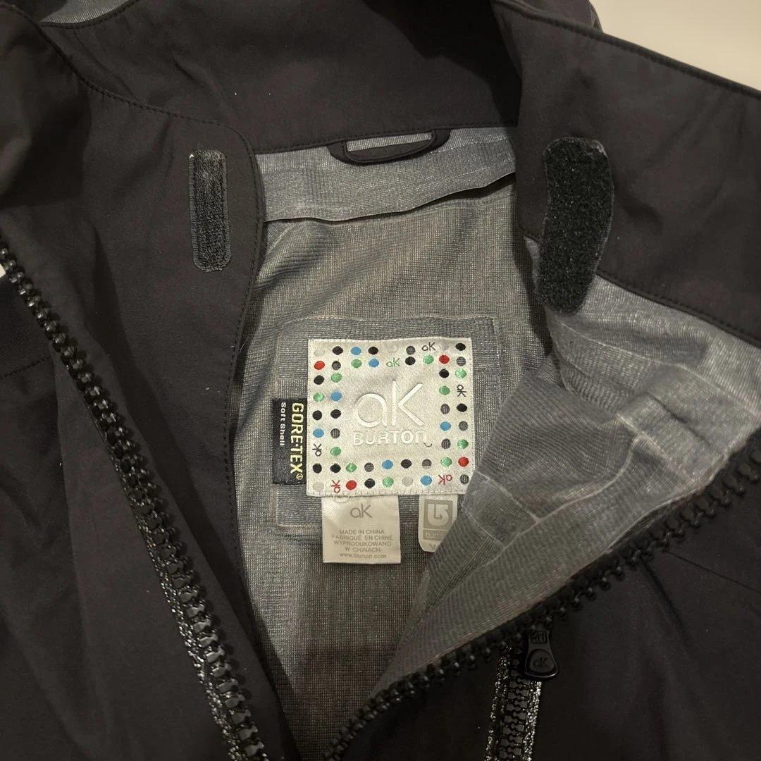 ［ak] Burton GORE-TEX スノーボード　フード付きジャケット 黒