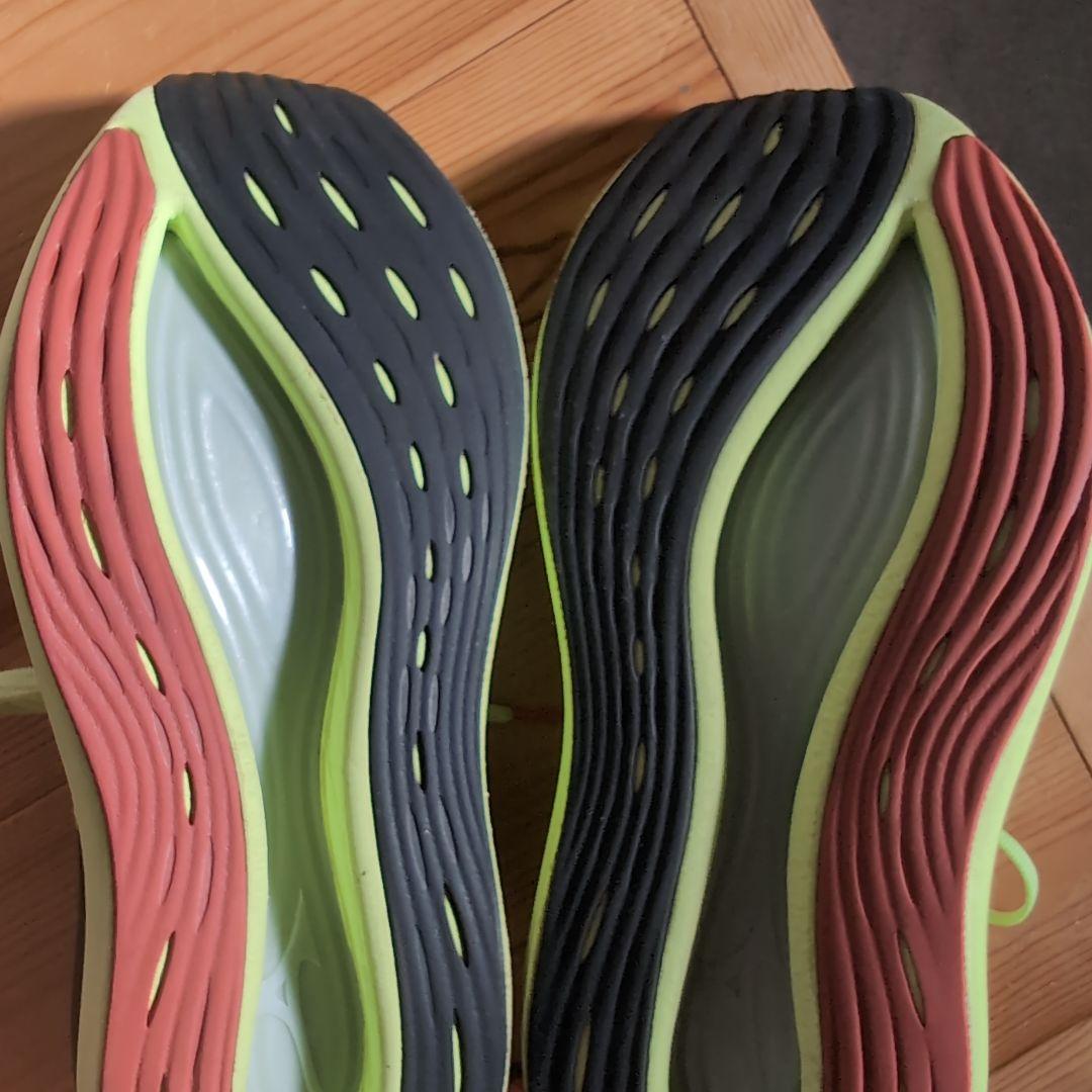 Mizuno NEO VISTAネオビスタ　 ランニングシューズ ネオンイエロー