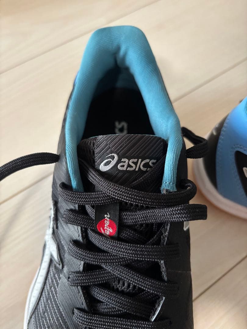 [新品未使用]バレーボールシューズ（ローテジャパンライト：asics）