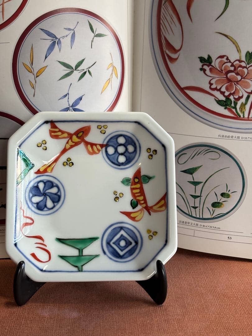 やまちゃん日本人初個展鬼才澤田痴陶人痴銘作色絵魚宗達草文八角皿　一品物