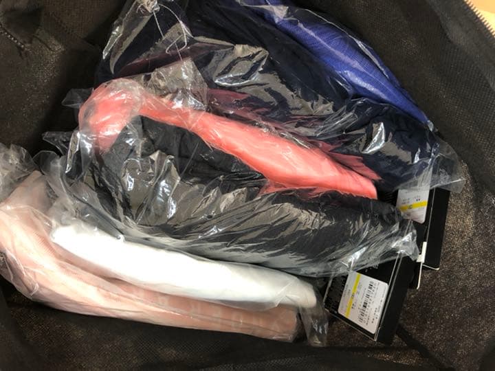 2020 年　アンダーアーマー 福袋　8点入り(Mサイズ)