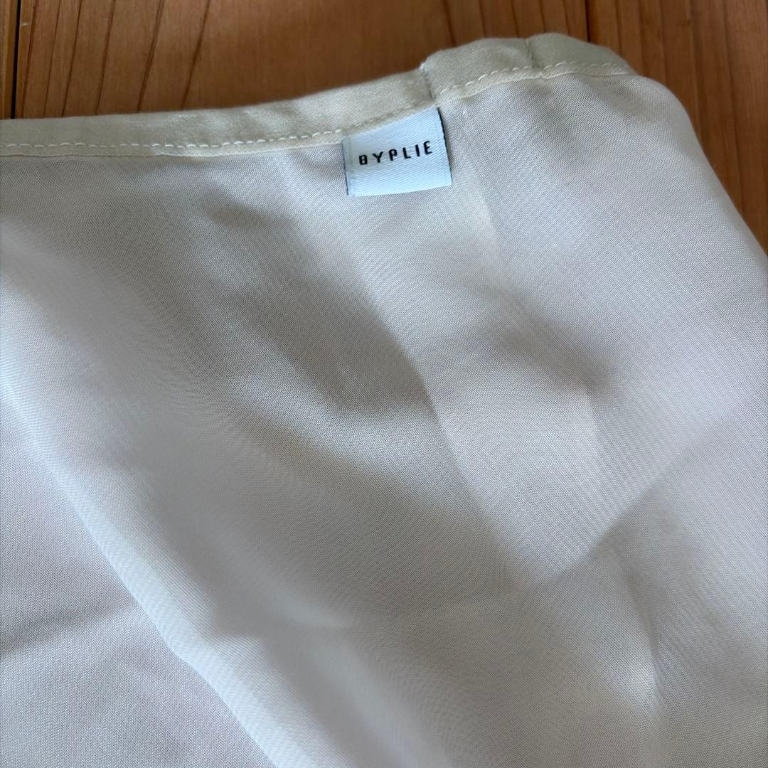 BYPLIE ストラップレススカート　ミディアム丈