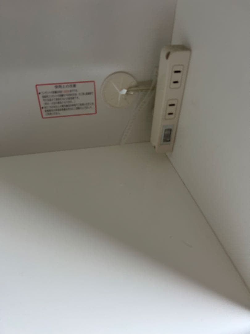 美品　ニトリソレル　食器棚　埼玉県川口市から配達します　配達エリアを教えて下さい