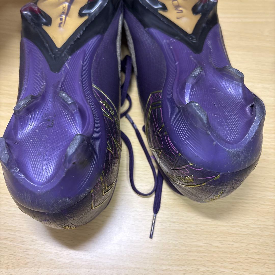 ナイキ「ズーム マーキュリアル ヴェイパー 16 エリート KM FG」