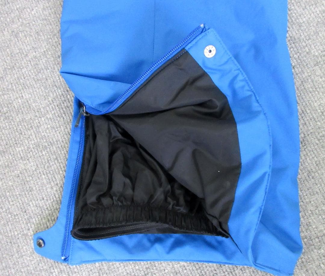 GOLDWIN　Lサイズ　スキーウェア上下セット 青