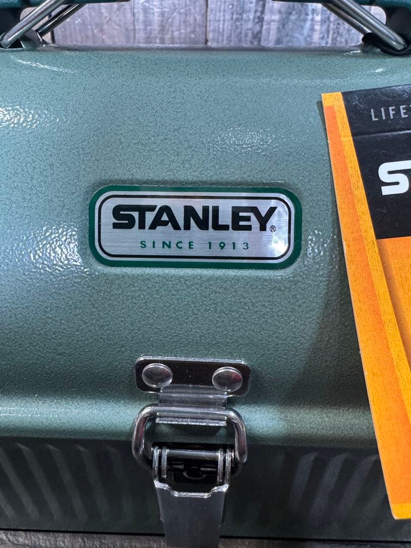 【正規品　新品】STANLEY スタンレー　ランチボックス 5.2L カーキ