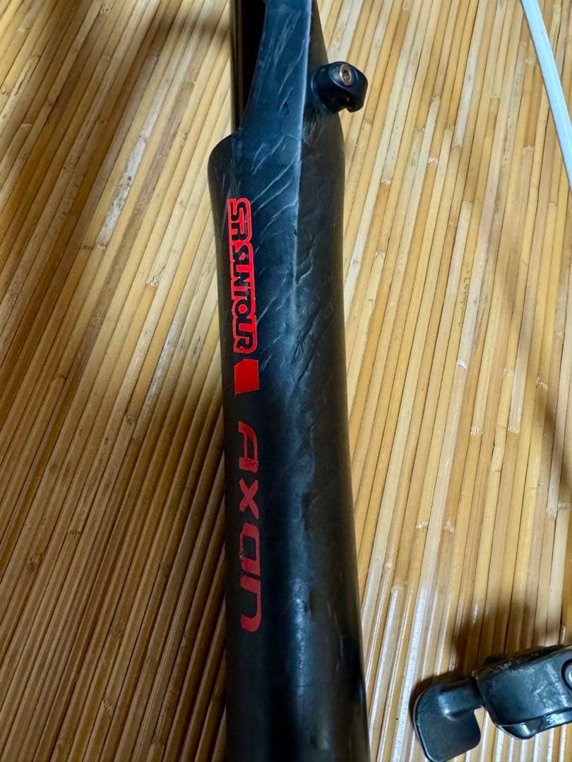 SR SUNTOUR AION 29インチ サスペンションフォーク