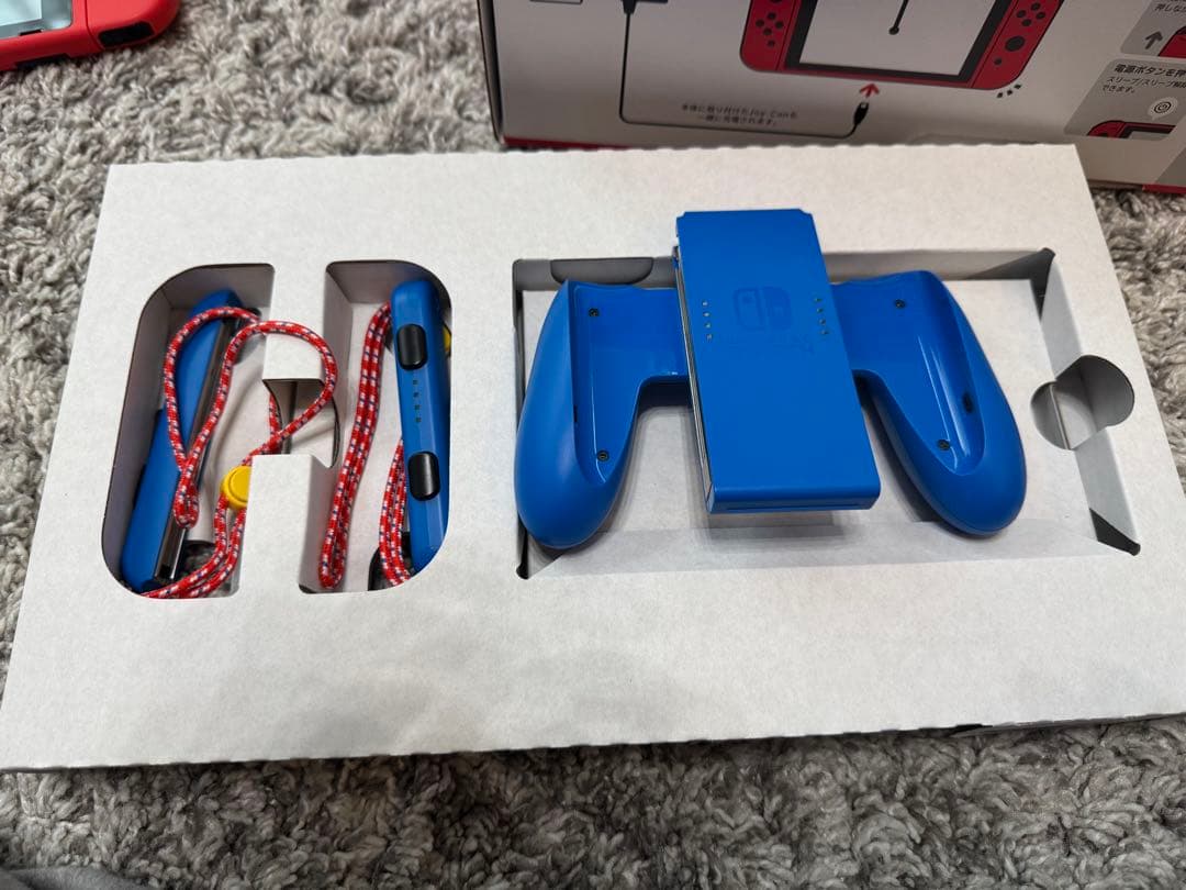 Nintendo Switch マリオレッドブルーセット，ソフト付き