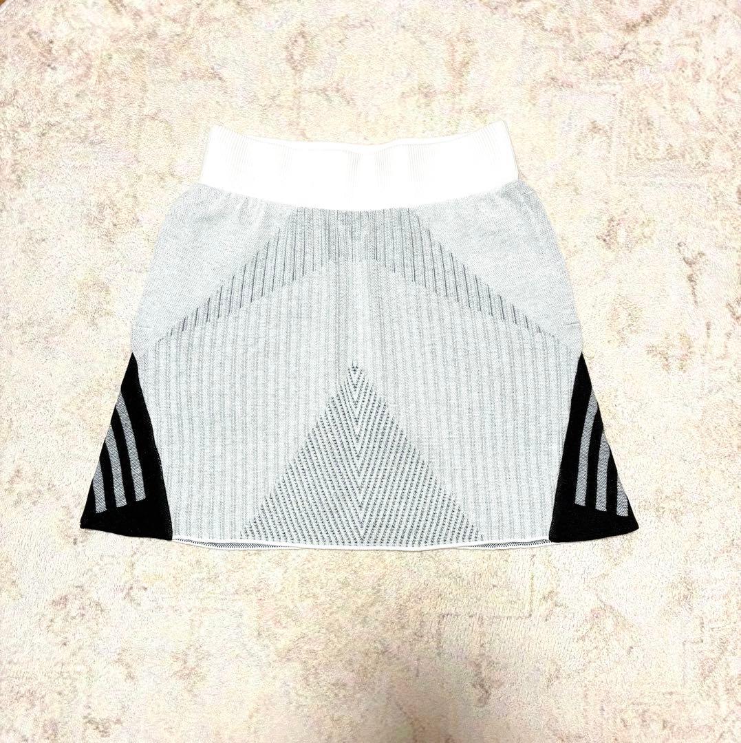 新品Sアディダス 3点SET レトロジャケット グラフィックスカート バケハ