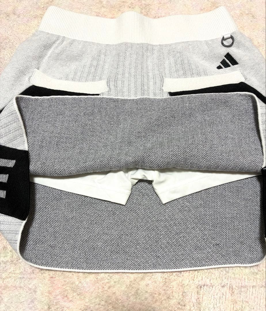 新品Sアディダス 3点SET レトロジャケット グラフィックスカート バケハ