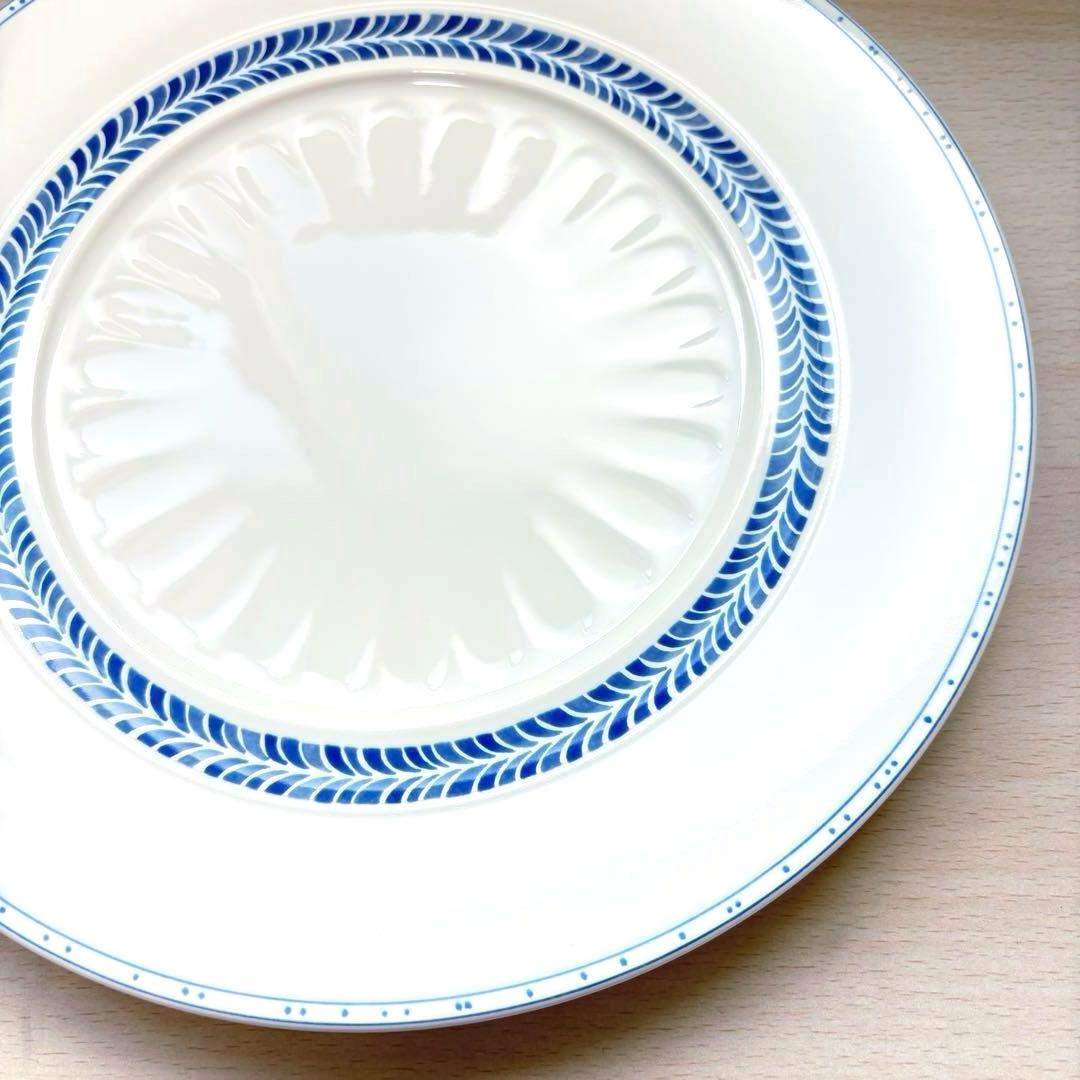 【希少】ビレロイ＆ボッホ 4枚 ファームハウスタッチブルーフラワーレリーフ 皿