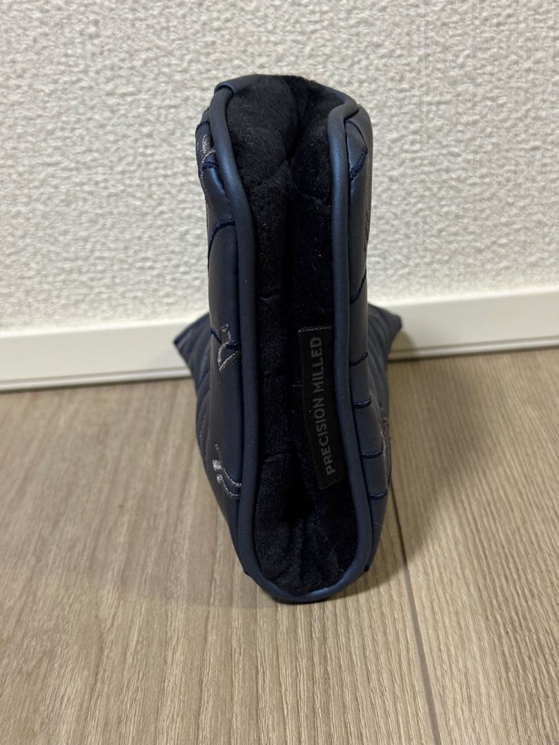 テーラーメイドTPトラストミッドナイトブルーパターB3TC 34インチ