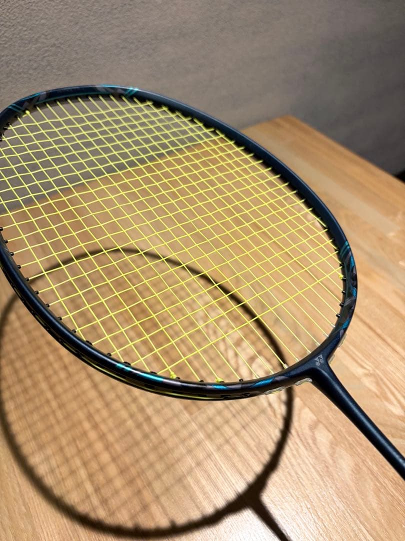 YONEX ナノフレア800プロ 4UG6