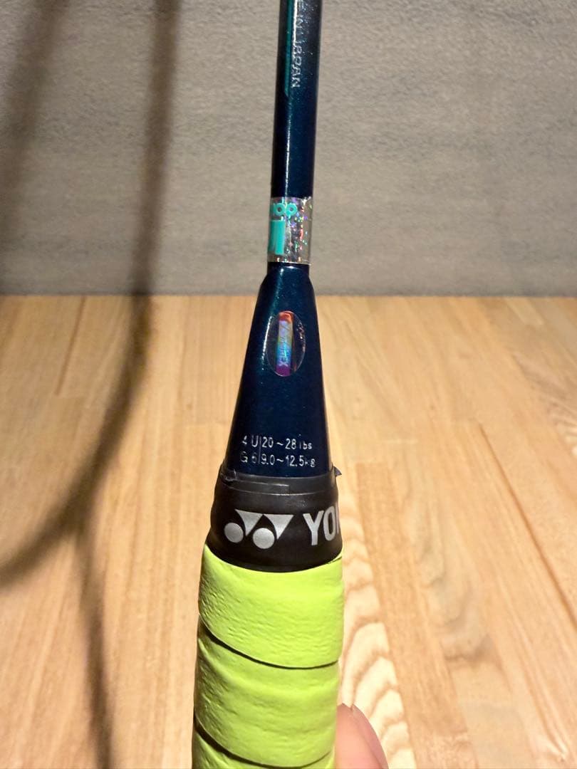 YONEX ナノフレア800プロ 4UG6