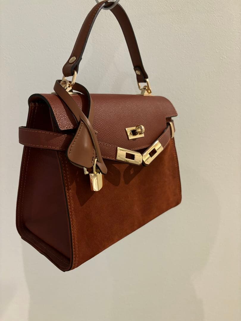 美品　gianninotaro バッグ