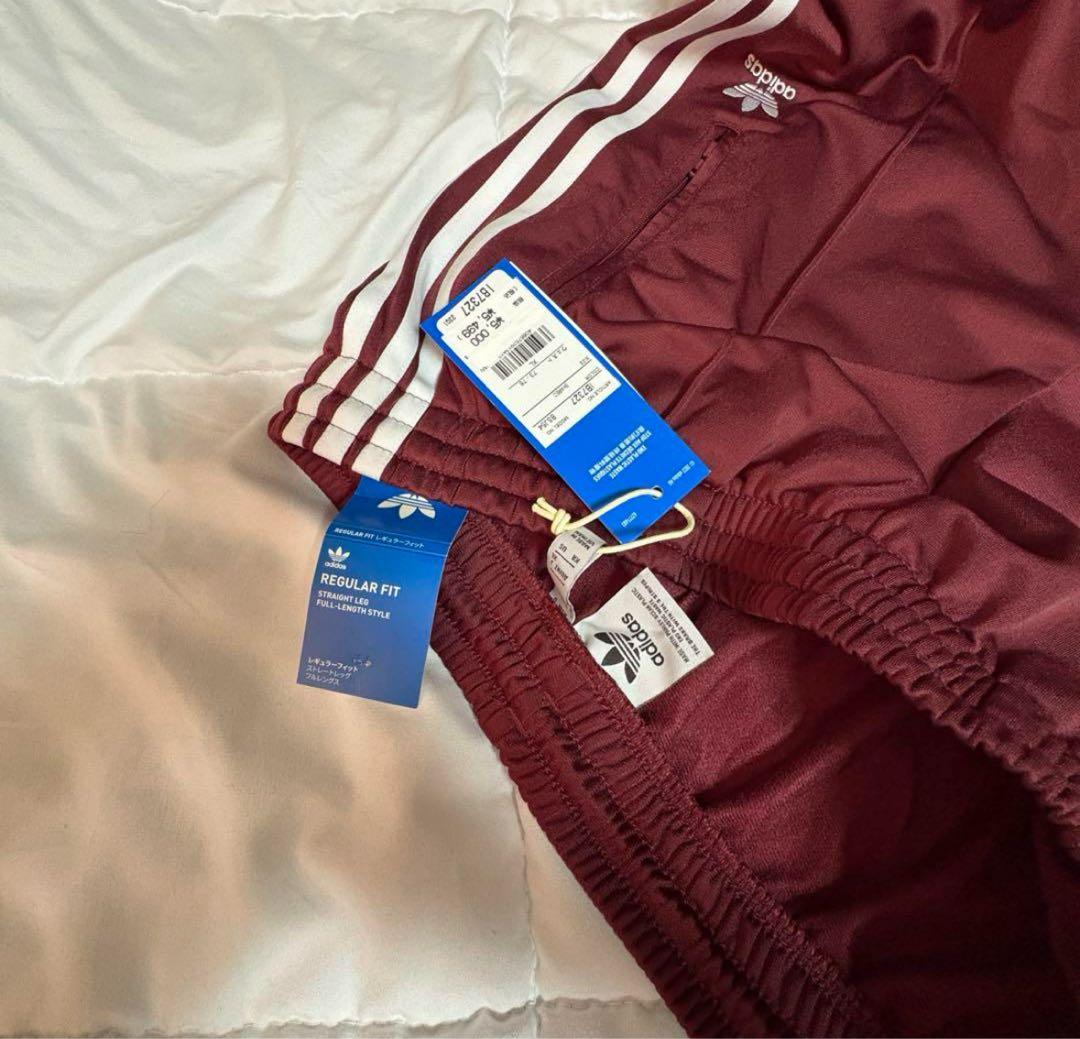 adidas トラックパンツ　バーガンディ