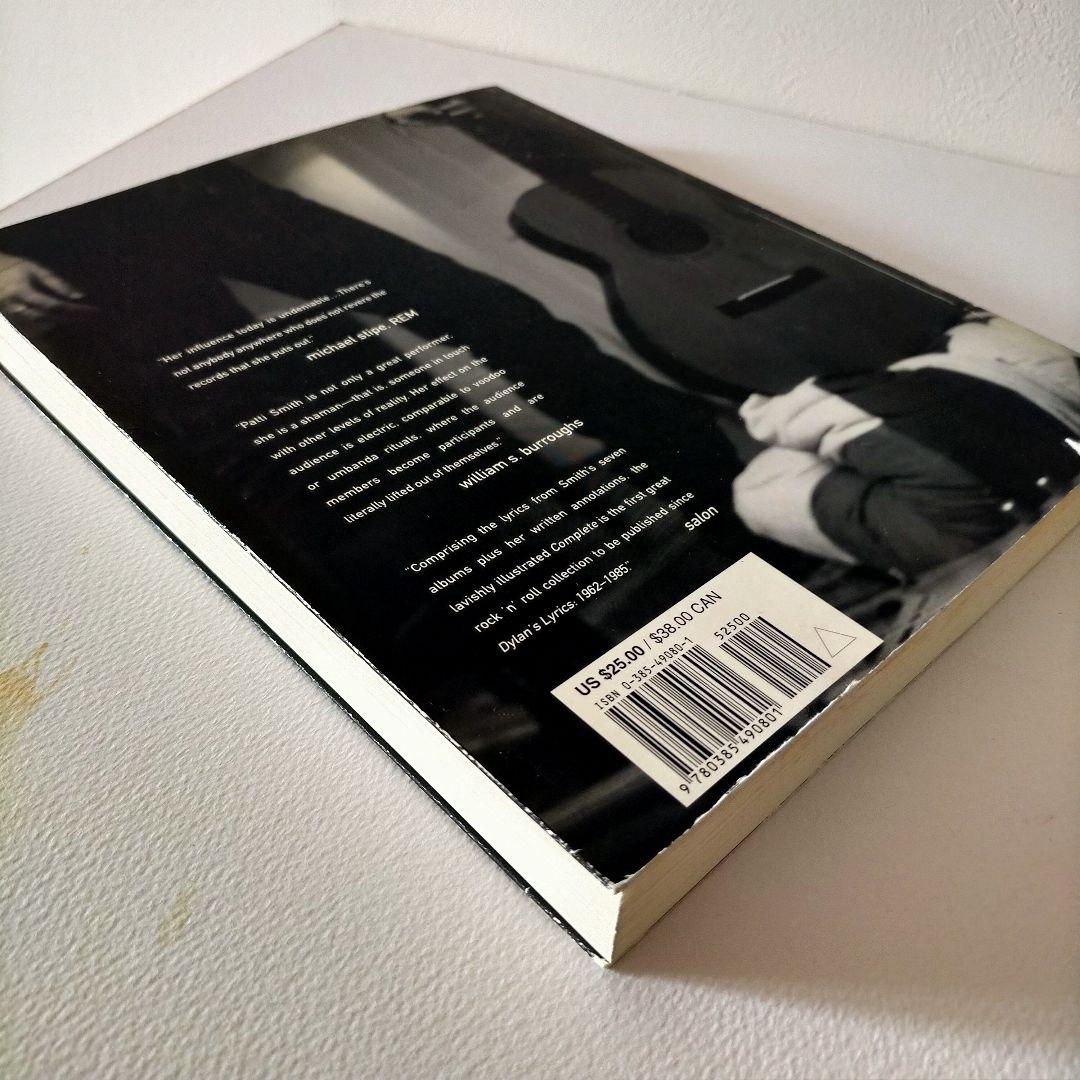 サイン本 洋書 / Patti Smith Complete