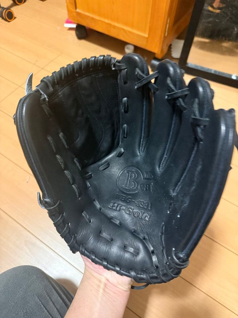 未使用品 ハイゴールド 硬式グローブ 型付け済 投手・オールラウンダー用