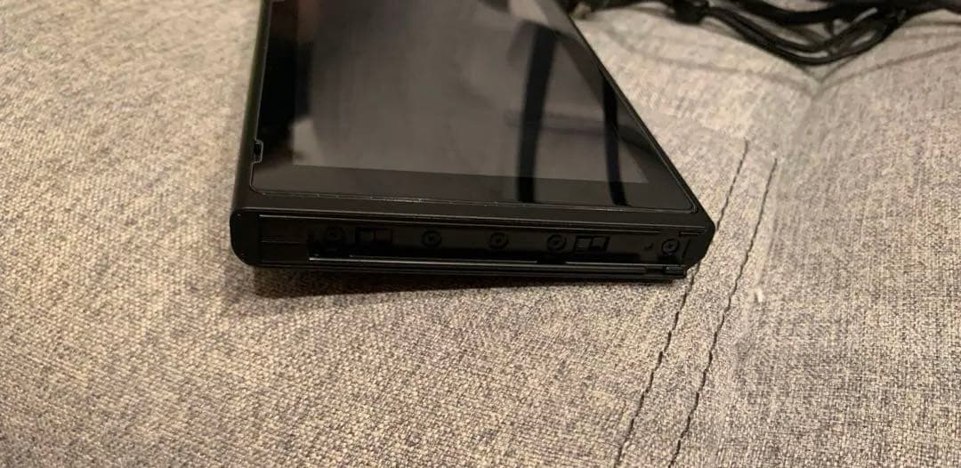 Switch本体　ネオン