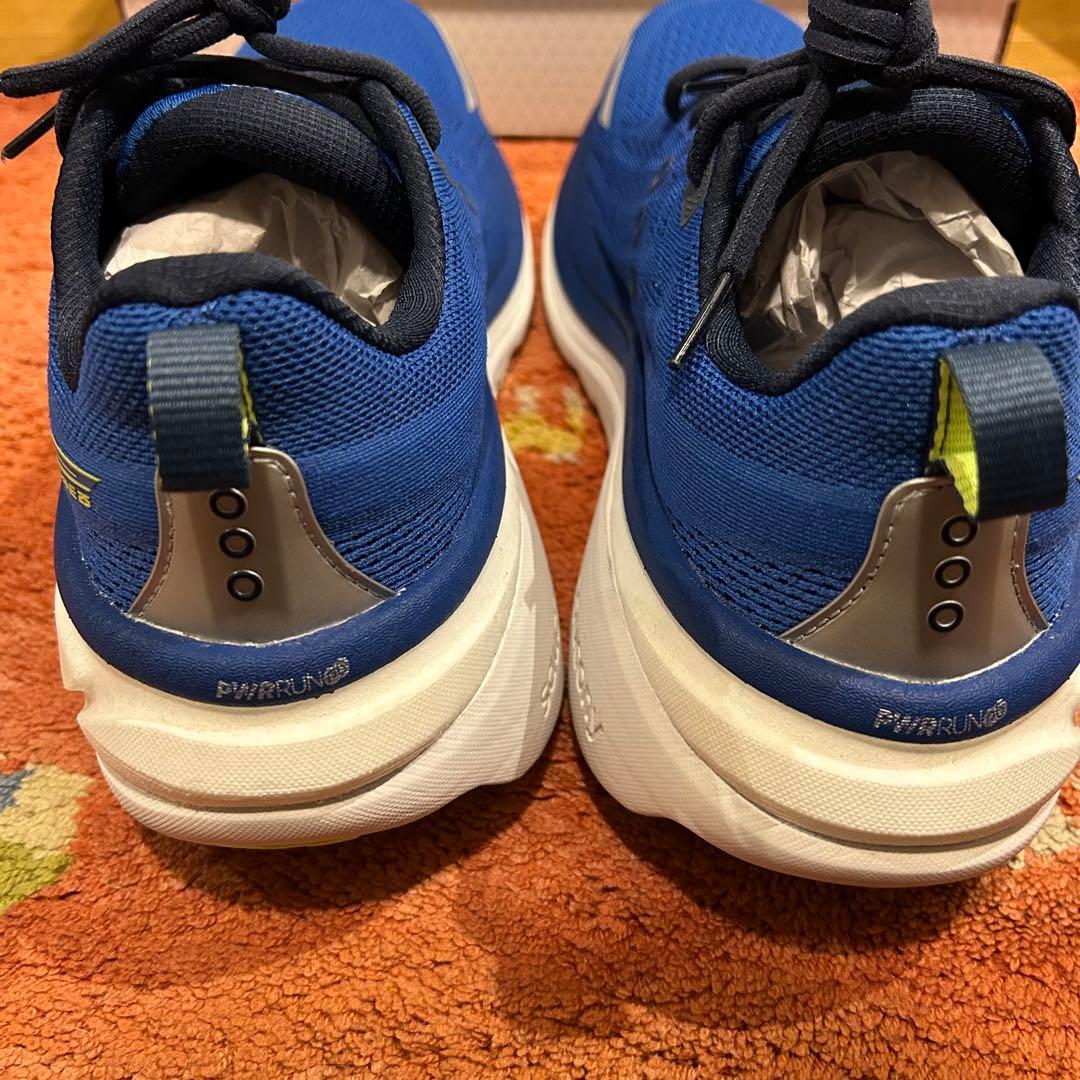 美品 サッカニー ハリケーン25 サイズ26.5㎝