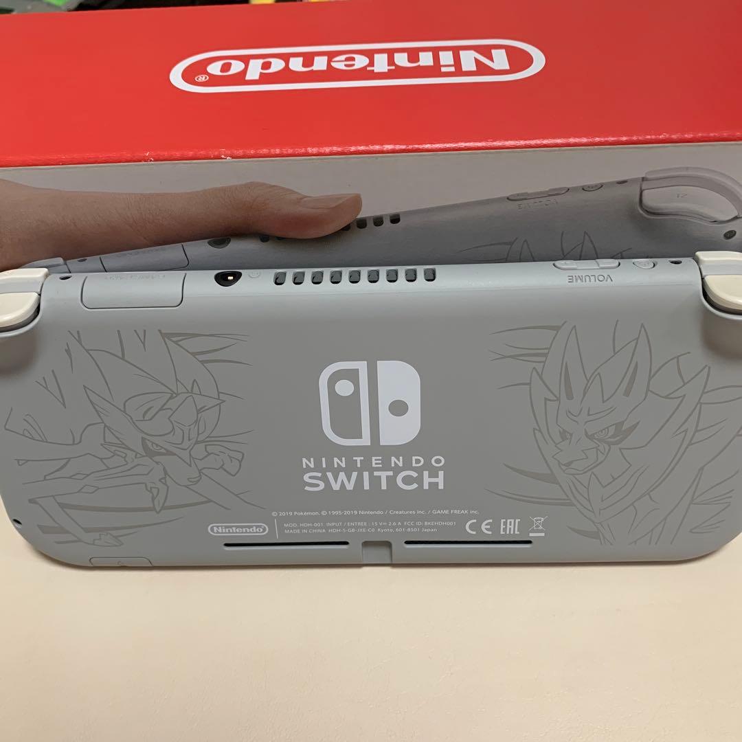 ニンテンドースイッチライト　ザシアン&ザマゼンタ