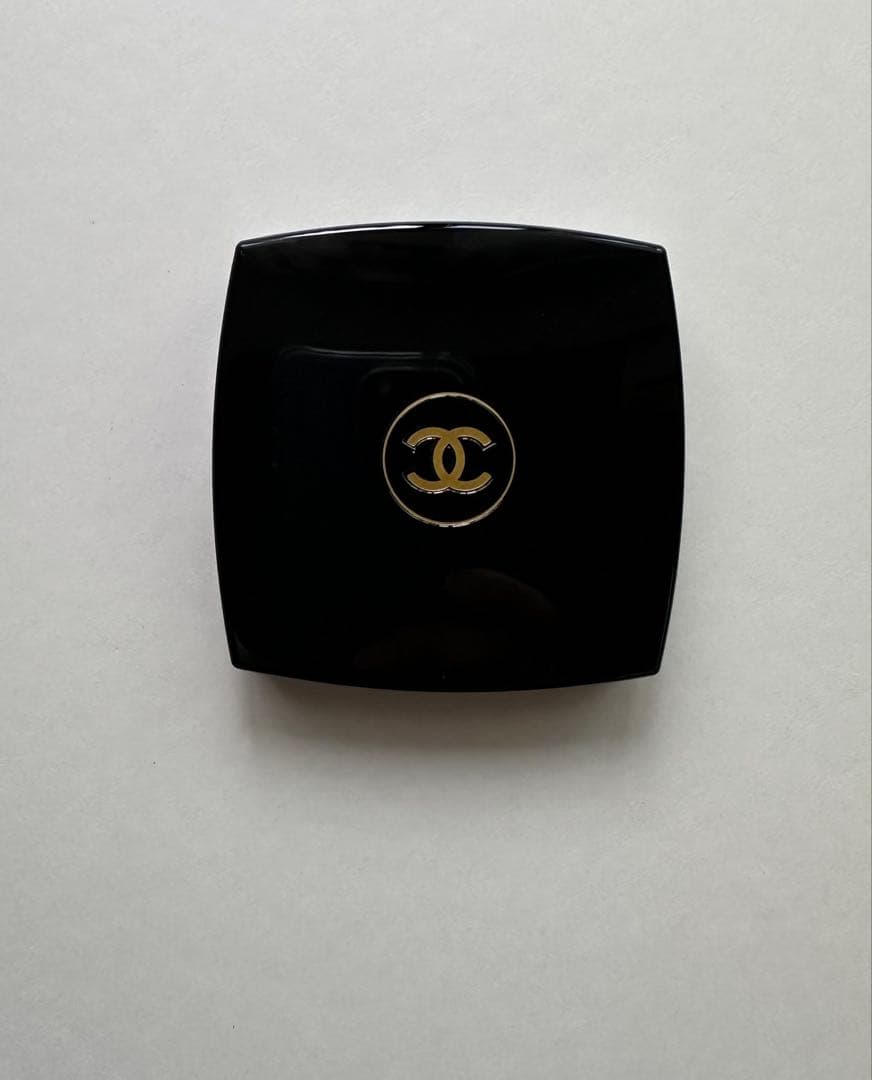 新品未使用 シャネルレキャトルオンブル　ビザンス　328 パリュール　クリスタル