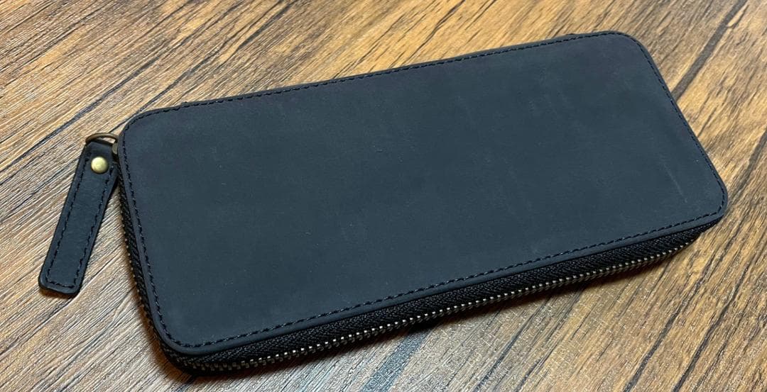 新品未開封 バハギア　ペンケース　ラウンドジップ型　クレイジーホース　ブラック