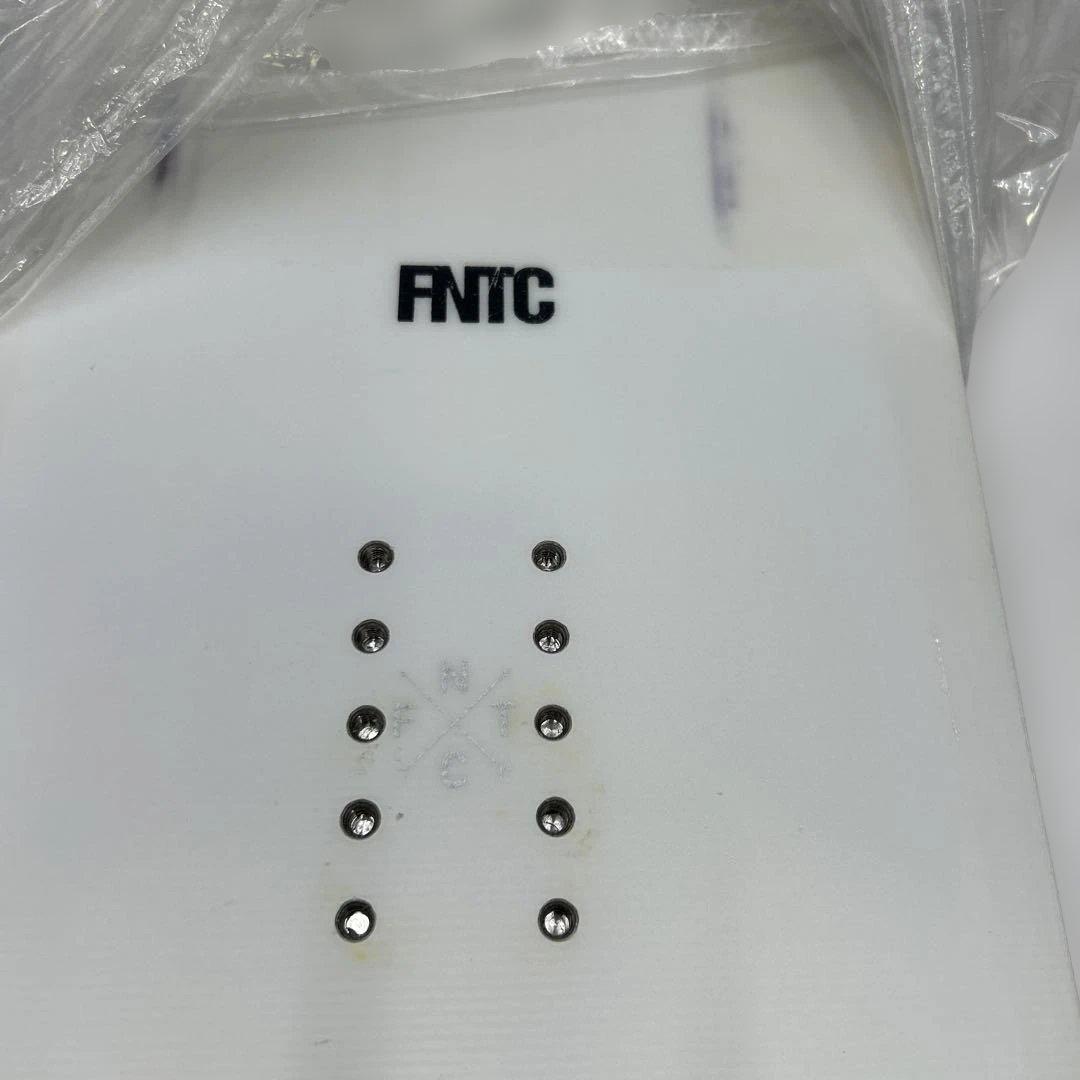 7239 スノーボード FNTC TNTC 22-23モデル 147cm