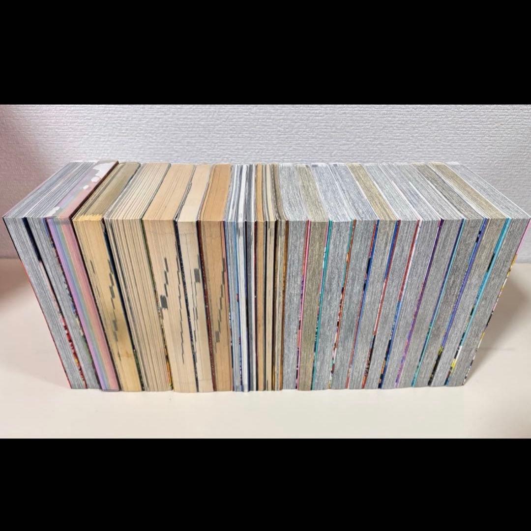 ワンピース 全巻初版　１巻〜１１２巻　４９冊　セット　帯付き　尾田栄一郎　本