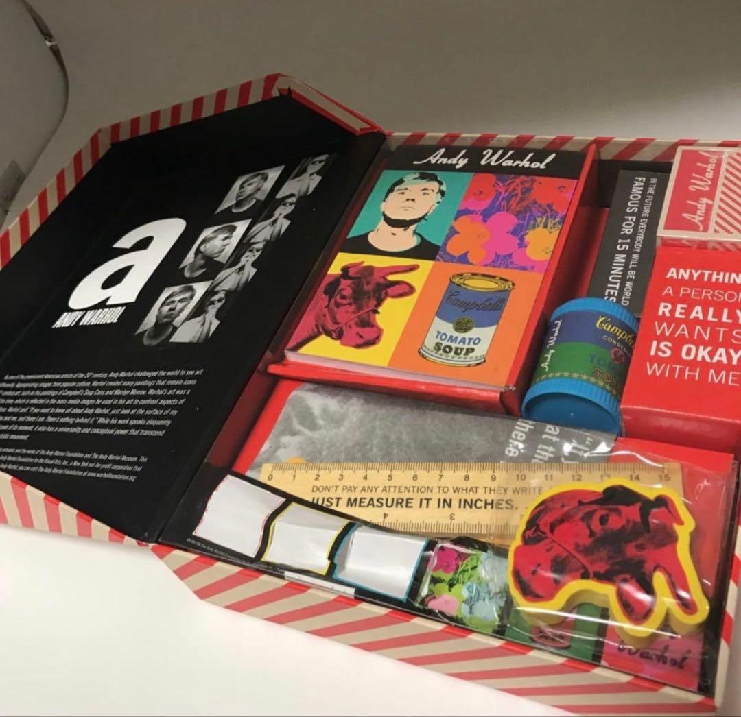新品　デッド　Galison社　「Andy Warhol Desk Box」