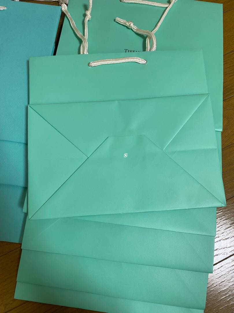 【新品未使用】ティファニー　ショッパー　紙袋　大11枚