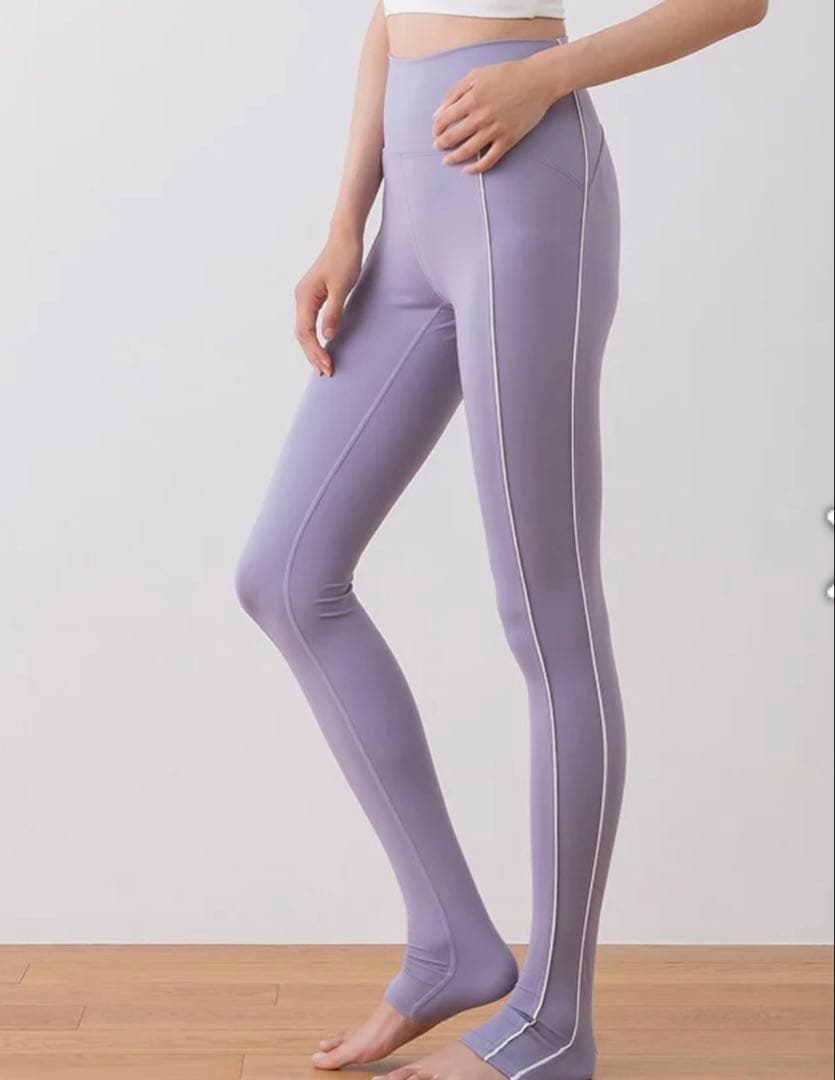 【SUKALA】ライントレンカレギンス