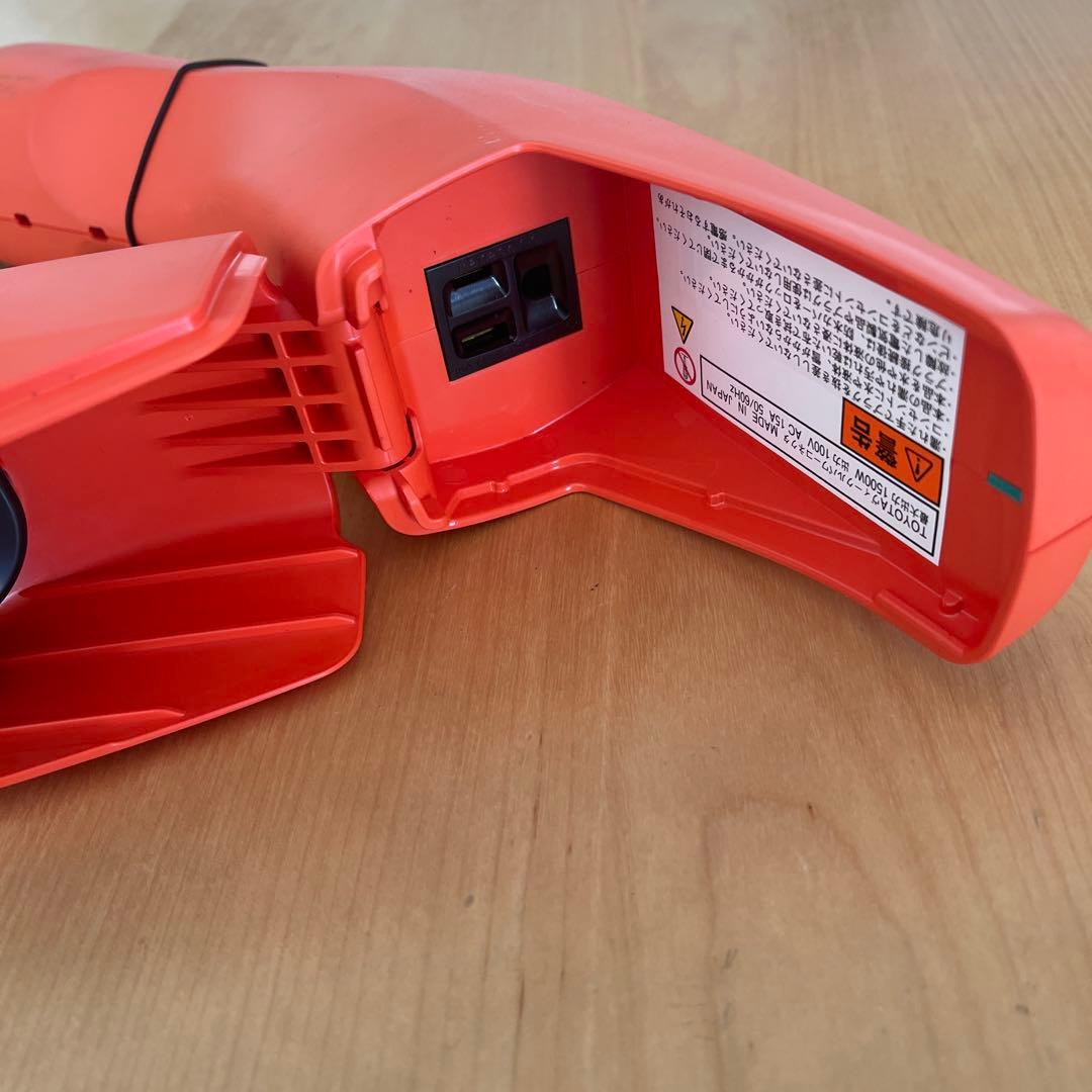 トヨタ ヴィークルパワーコネクター　プリウスPHV