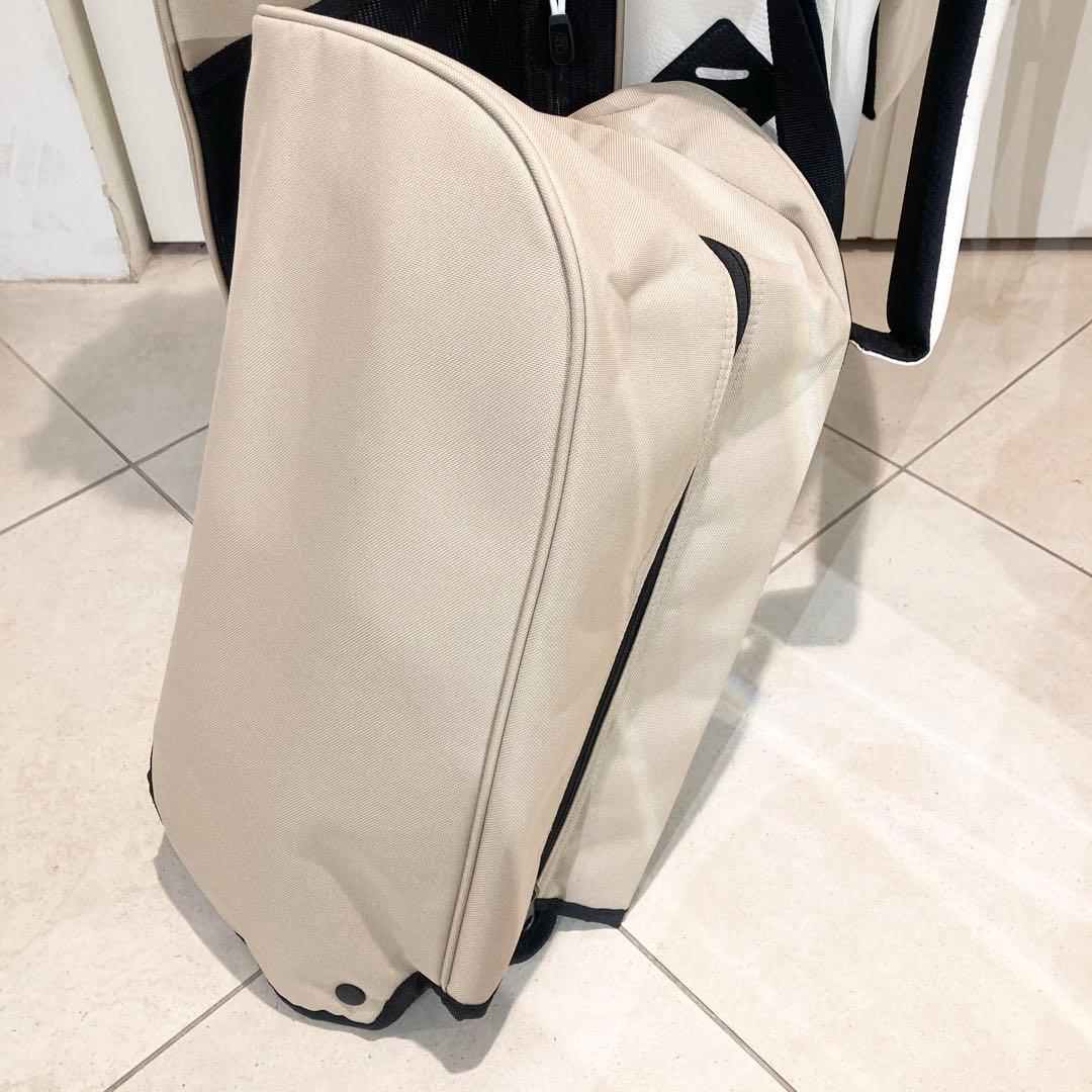 まっしー　JONES キャディバッグ ホワイト・ベージュ