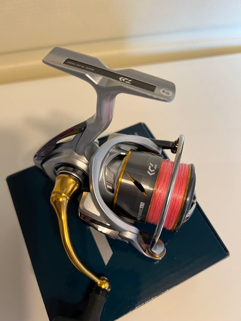ゆう　Daiwa FREAMS LT 3000-CXH