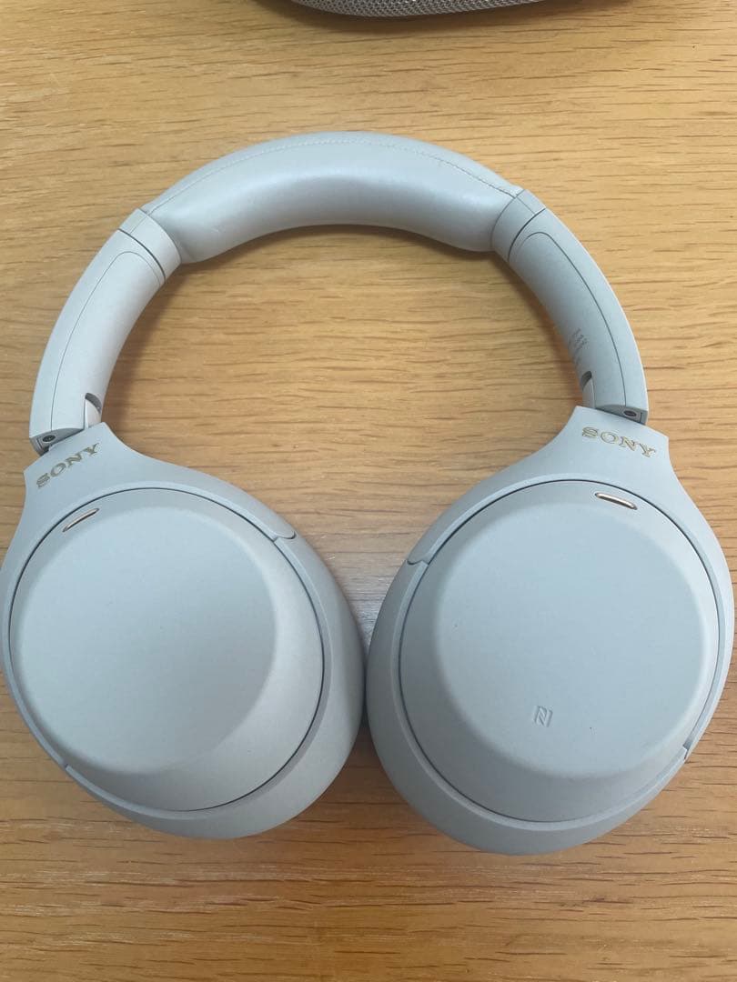 チャロ様　WH-1000XM4 ヘッドホン