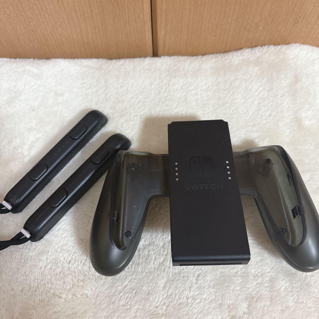 Nintendo Switch 本体　ネオンブルー／ネオンレッド