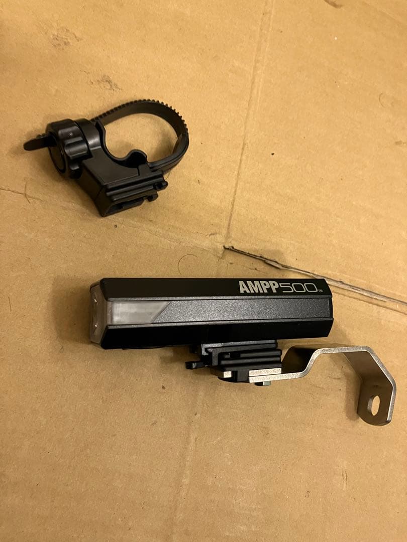 ブロンプトン用ステー付きライト　AMPP500 cateye