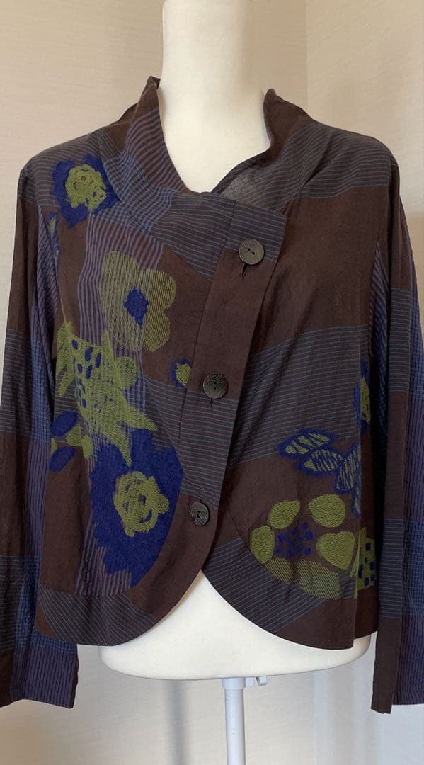 センソユニコ慈雨の花柄ショートジャケット