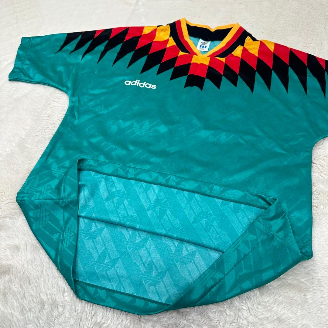 ✨美品✨90s アディダス デサント製 ユニフォーム 総柄 緑 ドイツカラー L