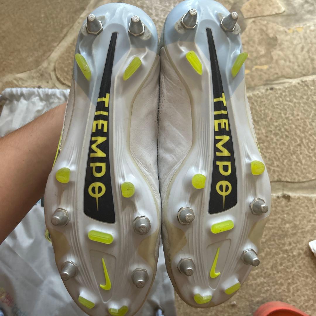 Nike Tiempo サッカーシューズ 取り返しき